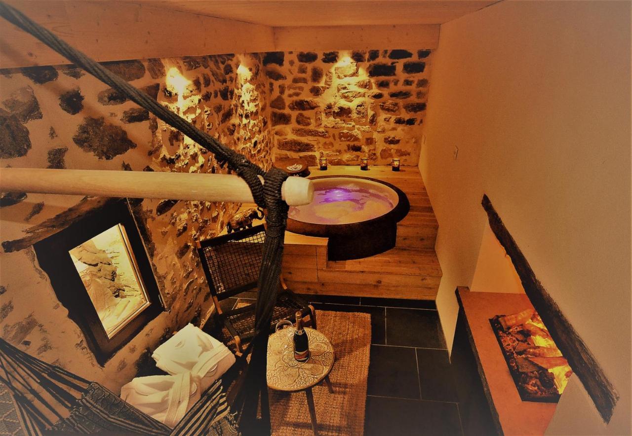 Au Vingtain - Appartement & Spa Atypique Brindas ภายนอก รูปภาพ